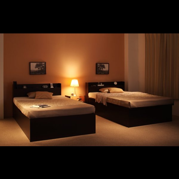 画像17: シンプル棚付き・ガス圧式跳ね上げセミダブルベッド【Dania】ダニア